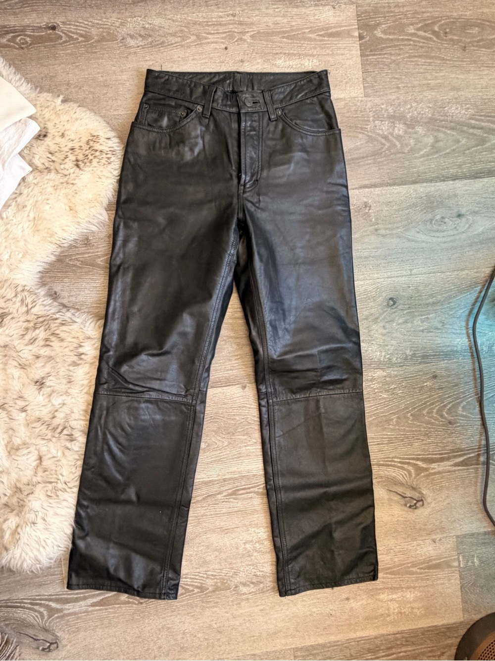 Genuine Leather Gap straight leg pants. Size 25